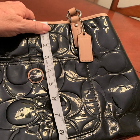 COACH Platinum Leather Trim Bag. Very classy. Multiple compartments. - Picture 10 of 11